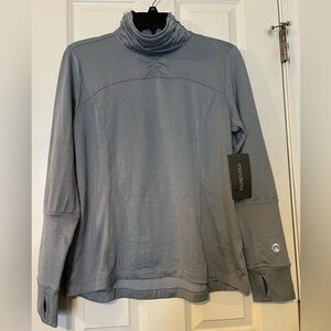 NWT Mondetta Bethany lightweight  long-sleeve athletic pullover. Size XL.